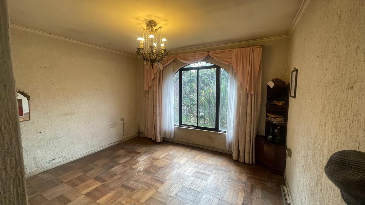 Linda Casa 4d2b, Excelente Sector, Cercana Comercios Y Servicios