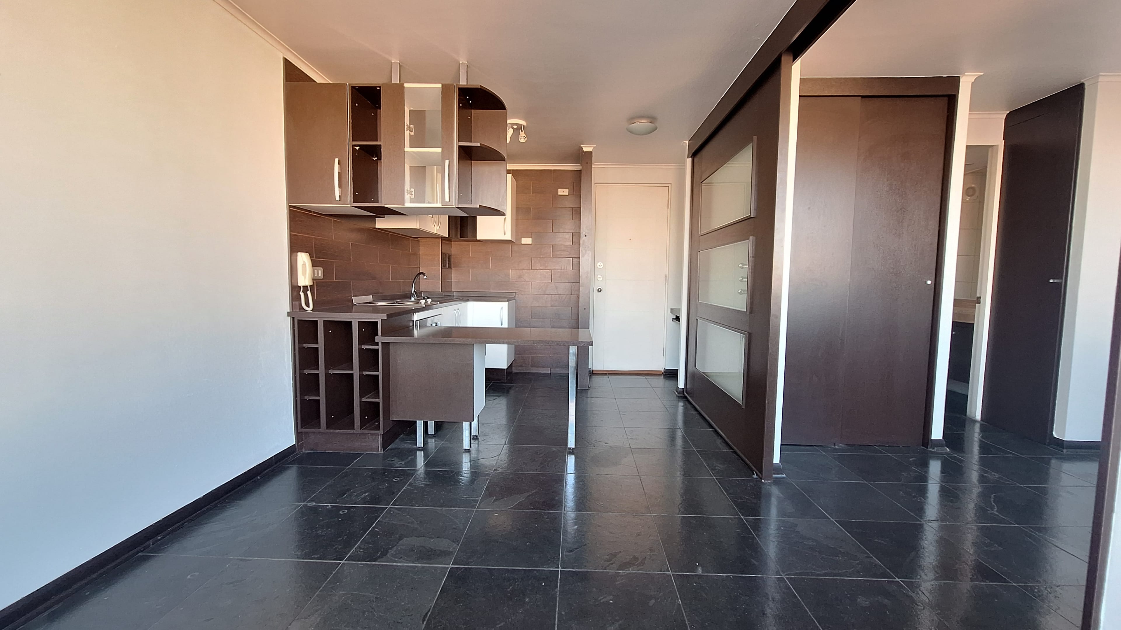Departamento En Arriendo En Santa Isabel-1, Santiago - foto 2