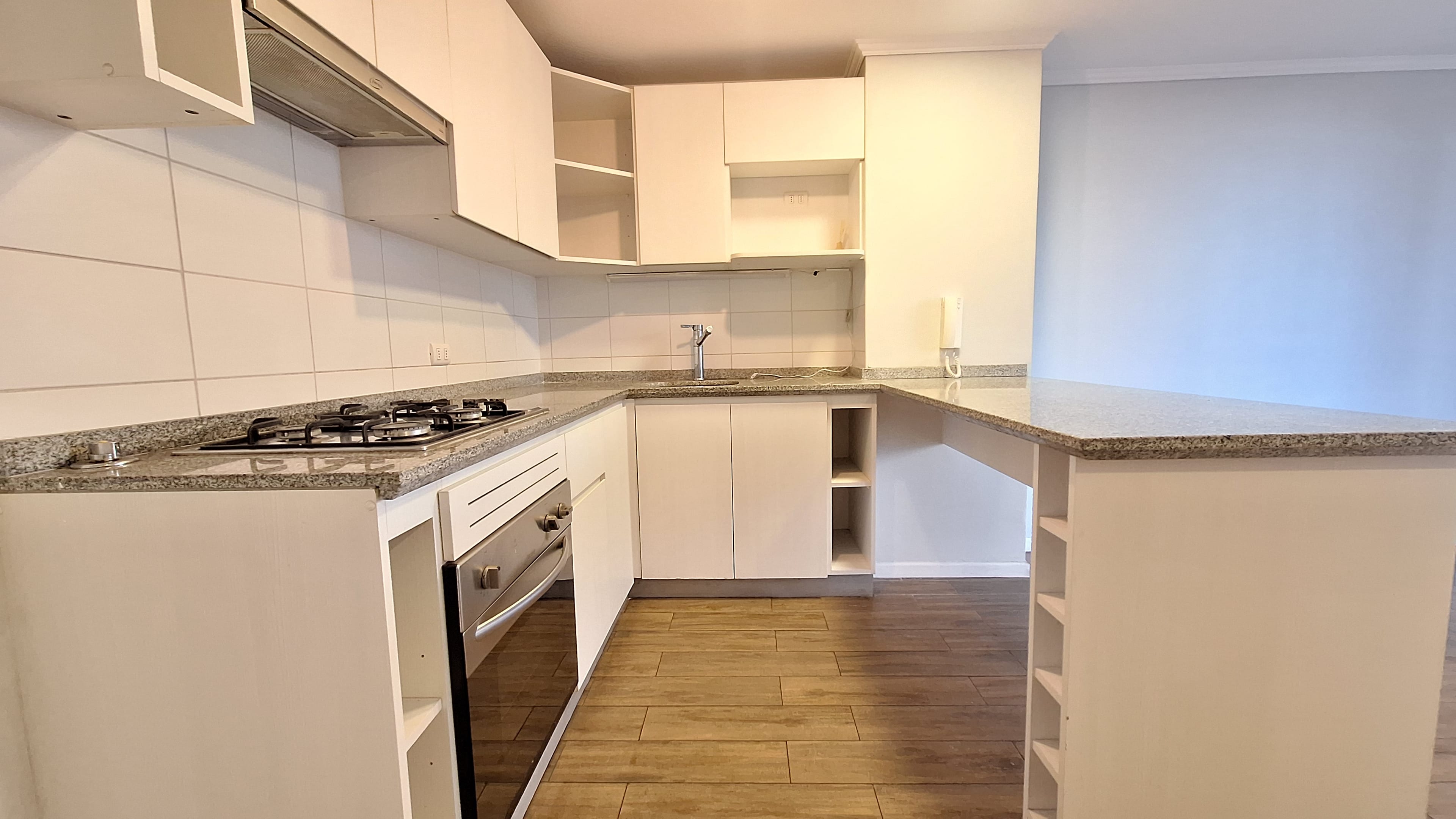 Precioso dpto 2D,1B,1E, a pasos de M, servicios y comercios - foto 3